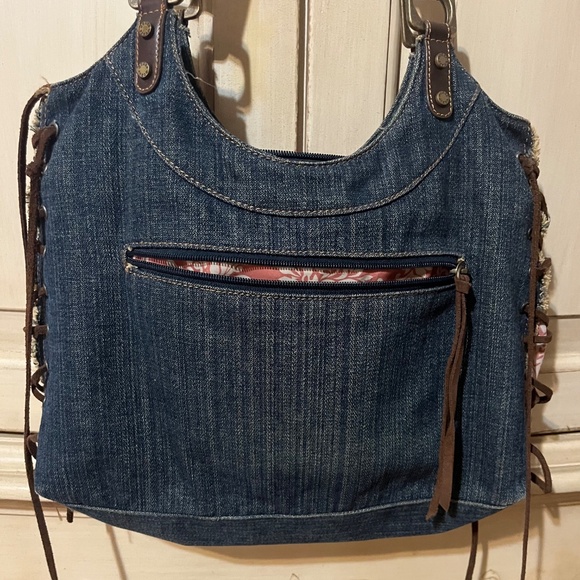 Rare Vintage Y2K Denim Guess Bag with Rhinestones and Leather Boho Details - Picture 5 of 5